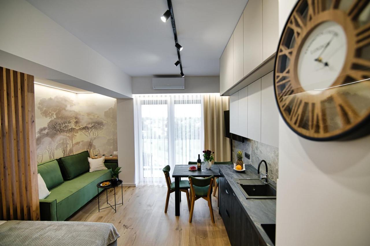 Good Rest In 52 Apartment *